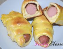 Sausages in yeast dough - homemade recipe